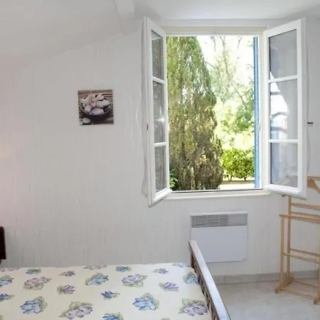 House Les Glycines 6 * Vonnas